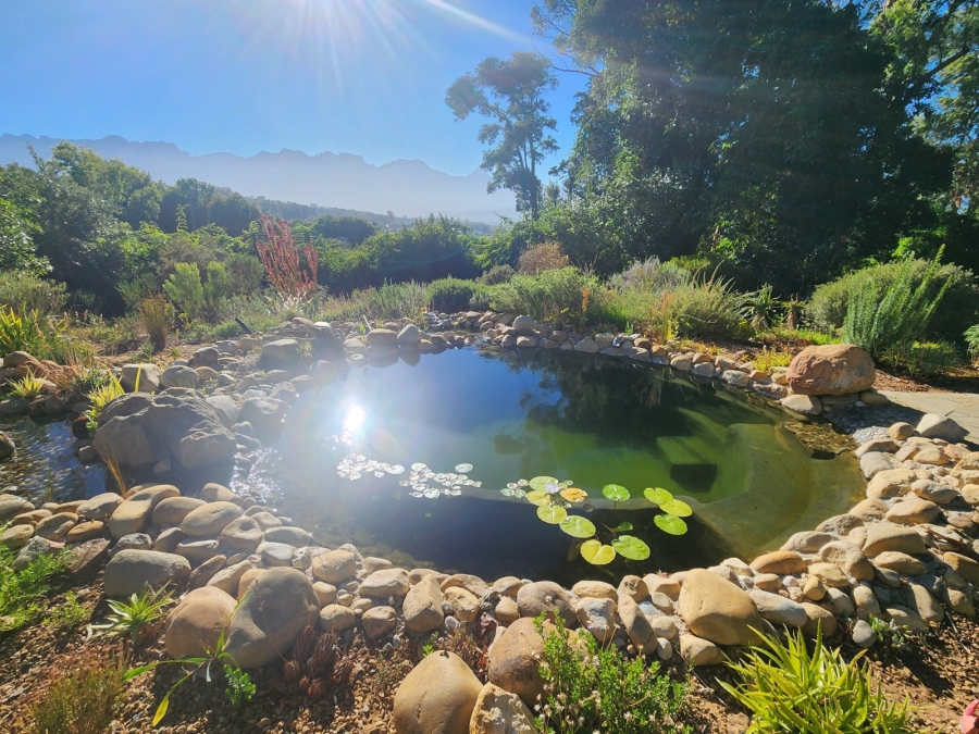 To Let 3 Bedroom Property for Rent in La Concorde Western Cape